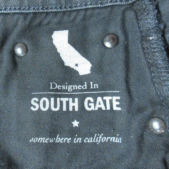 AG ADRIANO GOLDSCHMIED Hailey Ex Boyfriend Roll Up Jean Shorts Size 27 Blk Denim - Picture 8 of 15